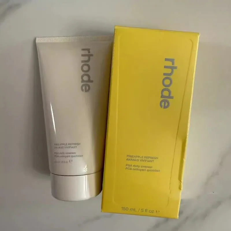Peptide Lip Treatment Stand