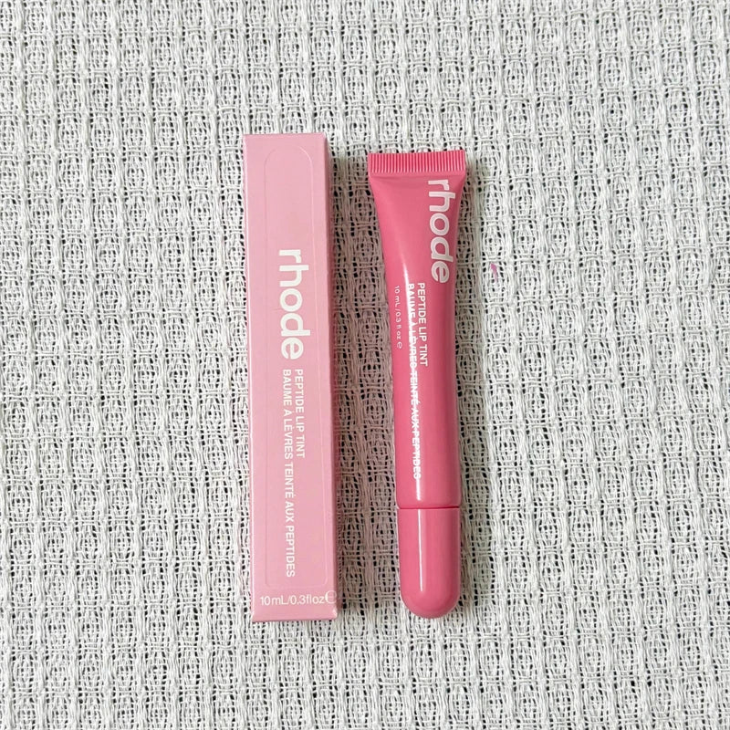 Peptide Lip Treatment Stand