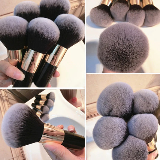 Fluffy Powder Brush