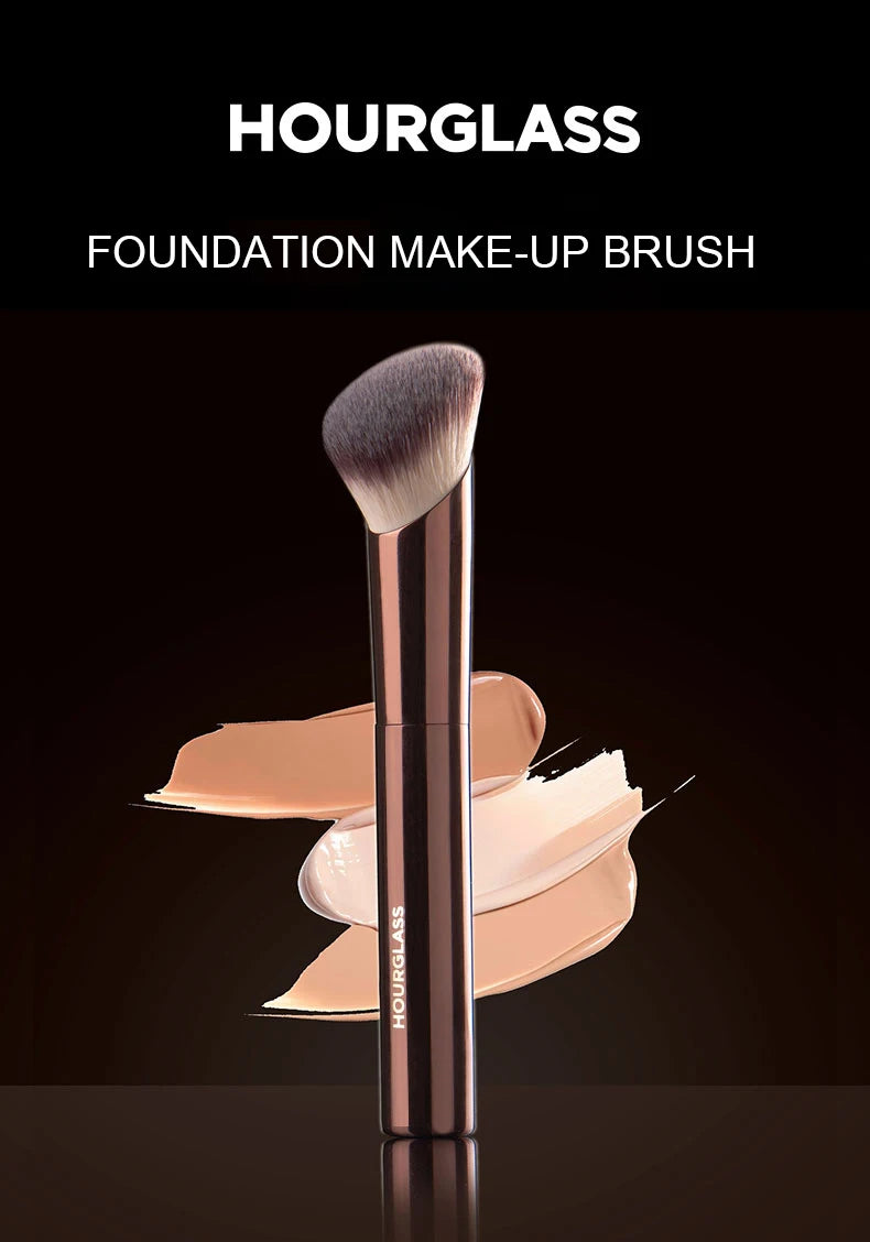 Hourglass No.21 Foundation Brush