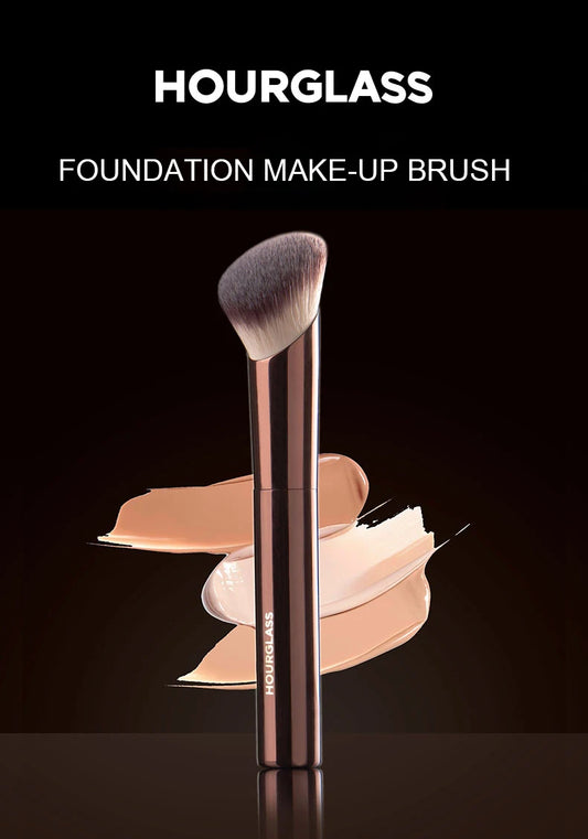 Hourglass No.21 Foundation Brush
